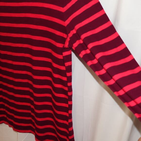 Old Navy T Shirt 3/4 Sleeve Size Large Red Pink Stiped - Picture 9 of 13